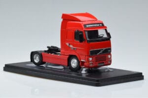 Volvo FH12 Rouge IXO 1:43 TR123 Métal Moulé — image 4 sur 6