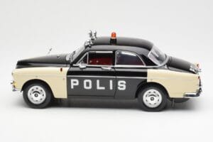 Volvo P121 Police Revell 1:18 8904 Métal Moulé — image 4 sur 8