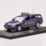 Volvo V70 Garde Frontière Suisse Minichamps 1:43 - image 2 of 4