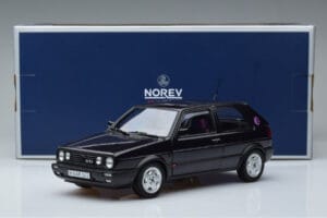 Volkswagen Golf GTI Mk2 Fire and Ice Violet Norev 1:18 188558 Métal Moulé — image 7 sur 7