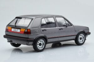 Volkswagen Golf GTI Mk2 Gris MCG 1:18 MCG18390 Métal Moulé — image 2 sur 6