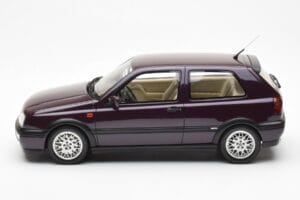 Volkswagen Golf Mk3 VR6 Syncro Violet Foncé Nacré Otto 1:18 OT1052 Résine — image 3 sur 6