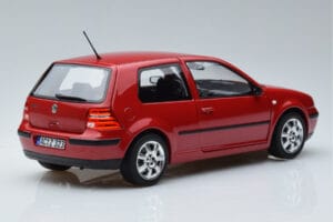 Volkswagen Golf Mk4 Rouge Norev 1:18 188573 Métal Moulé — image 3 sur 7