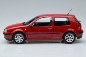 Volkswagen Golf Mk4 Rouge Norev 1:18 188573 Métal Moulé — image 4 sur 7