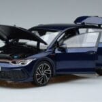 Volkswagen Golf GTI Mk8 Bleu Norev 1:18 188594 Métal Moulé - image 2 of 7