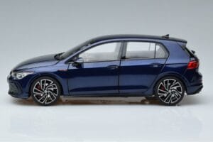 Volkswagen Golf GTI Mk8 Bleu Norev 1:18 188594 Métal Moulé — image 4 sur 7