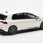 Volkswagen Golf GTI Mk8 Clubsport Blanc Otto 1:18 OT986 - image 2 of 6