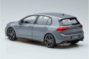 Volkswagen Golf GTI Mk8 Norev 1:18 188590 Métal Moulé — image 6 sur 7