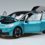 Volkswagen ID.3 Vert FAW 1:18 ZVN000001GRU Métal Moulé - image 2 of 7