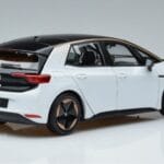 Volkswagen ID.3 Blanc FAW 1:18 ZVN000001WEI Métal Moulé - image 3 of 7