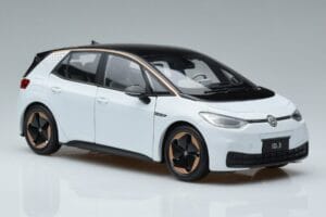Volkswagen ID.3 Blanc FAW 1:18 ZVN000001WEI Métal Moulé — image 5 sur 7