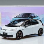 Volkswagen ID.3 Blanc FAW 1:18 ZVN000001WEI Métal Moulé - image 7 of 7