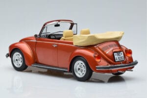 Volkswagen Beetle 1303 Cabriolet Orange Norev 1:18 188526 Métal Moulé — image 5 sur 6