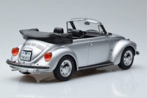 Volkswagen Beetle 1303 Cabriolet Argent Norev 1:18 188530 Métal Moulé — image 2 sur 6