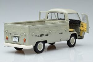 Volkswagen T2a Pickup Édition 50e Anniversaire Schuco 1:18 450019800 Métal Moulé — image 2 sur 7
