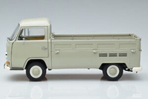 Volkswagen T2a Pickup Édition 50e Anniversaire Schuco 1:18 450019800 Métal Moulé — image 4 sur 7