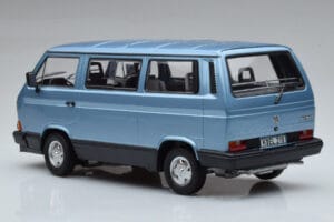 Volkswagen T3 Multivan Bleu Norev 1:18 188544 Métal Moulé — image 5 sur 6
