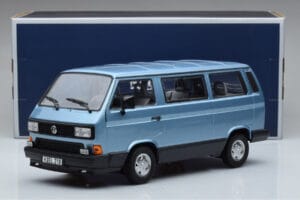 Volkswagen T3 Multivan Bleu Norev 1:18 188544 Métal Moulé — image 6 sur 6