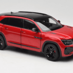 Volkswagen Teramont X Rouge FAW 1:18 ZVB000003A Métal Moulé - image 6 of 8