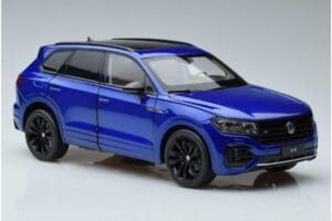 Volkswagen Touareg CR Bleu FAW 1:18 LTC761021BLU Métal Moulé — image 5 sur 7