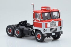 White 7400 Rouge Argent IXO 1:43 TR170 Métal Moulé — image 3 sur 5