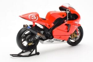 Yamaha YZR-M1 Marlboro Yamaha Team #3 M. Biaggi MotoGP 2002 Minichamps 1:12 122026303 Métal Moulé — image 3 sur 4