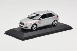 Audi A3 8P Argent Prototype Minichamps 1:43 5010503013 Métal Moulé — image 2 sur 4