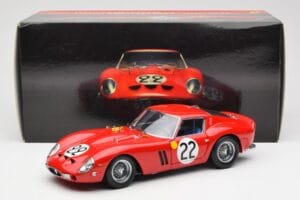 Ferrari 250 GTO #22 24 Hours of Le Mans 1962 Kyosho 1:18 08432B Métal Moulé — image 8 sur 8