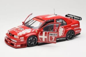Alfa Romeo 155 V6 Ti #18 A. Nannini DTM 1993 UT Models 1:18 180930120 Métal Moulé — image 2 sur 8