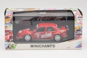 Alfa Romeo 155 V6 TI #18 Euroteam Modena DTM 1995 Minichamps 1:43 430950318 Métal Moulé — image 4 sur 4