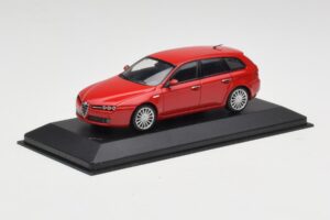 Alfa Romeo 159 Sportwagon Alfa Rouge Minichamps 1:43 400120511 Métal Moulé — image 2 sur 4
