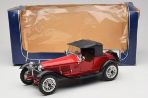 Alfa Romeo 6C 1750 Alfetta Rouge Polistil 1:18 PL001 Métal Moulé — image 8 sur 8