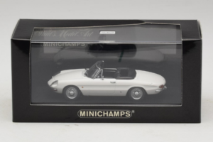 Alfa Romeo 1750 Spider Veloce Blanc Minichamps 1:43 400120530 Métal Moulé — image 4 sur 4