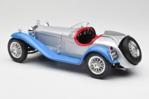 Alfa Romeo 2300 Spider Bleu Argenté Bburago 1:18 3008 Métal Moulé — image 7 sur 8