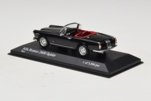 Alfa Romeo 2600 Spider Noir Minichamps 1:43 400120630 Métal Moulé — image 3 sur 4