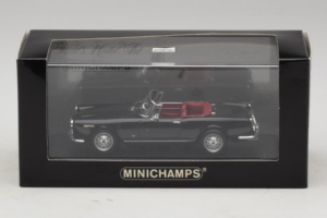 Alfa Romeo 2600 Spider Noir Minichamps 1:43 400120630 Métal Moulé — image 4 sur 4
