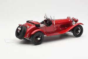 Alfa Romeo 6C 1750 GS Spider Rouge Bordeaux CMC 1:18 M-138 Métal Moulé — image 2 sur 6