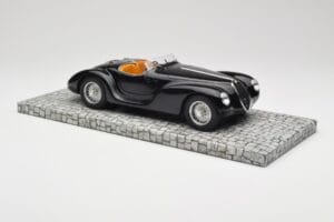 Alfa Romeo 6C 2500 SS Corsa Spider Noir Minichamps 1:18 107120231 Métal Moulé — image 4 sur 6