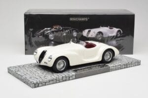 Alfa Romeo 6C 2500 SS Corsa Spider Blanc Minichamps 1:18 107120232 Résine — image 6 sur 6