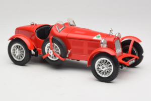 Alfa Romeo 8C 2300 Monza Rouge Bburago 1:18 3014 Métal Moulé — image 4 sur 6