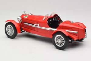 Alfa Romeo 8C 2300 Monza Rouge Bburago 1:18 3014 Métal Moulé — image 5 sur 6