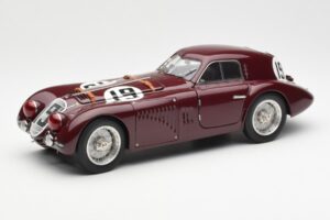 Alfa Romeo 8C 2900 B Speciale #19 24 Hours of Le Mans 1938 CMC 1:18 M-111 Métal Moulé