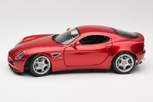 Alfa Romeo 8C Competizione Rouge Bburago 1:18 18-11021 Métal Moulé — image 4 sur 8