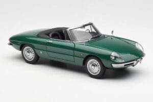 Alfa Romeo Duetto Spider Vert AUTOart 1:18 70138 Métal Moulé — image 6 sur 8
