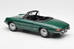 Alfa Romeo Duetto Spider Vert AUTOart 1:18 70138 Métal Moulé — image 7 sur 8