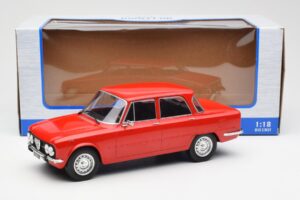Alfa Romeo Giulia Nuova Super Rouge MCG 1:18 MCG18145 Métal Moulé — image 6 sur 6