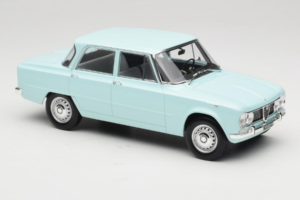 Alfa Romeo Giulia TI 105 Sky Blue Norev 1:18 187974 Métal Moulé — image 5 sur 7