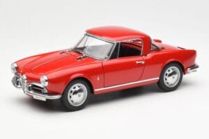 Alfa Romeo Giulietta 1300 Spider Rouge AUTOart 1:18 70157 Métal Moulé