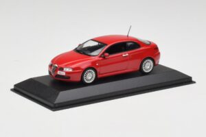 Alfa Romeo GT Alfa Rouge Minichamps 1:43 400120321 Métal Moulé — image 2 sur 4