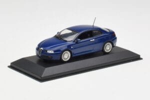 Alfa Romeo GT Dark Blue Metallic Minichamps 1:43 400120326 Métal Moulé — image 2 sur 4